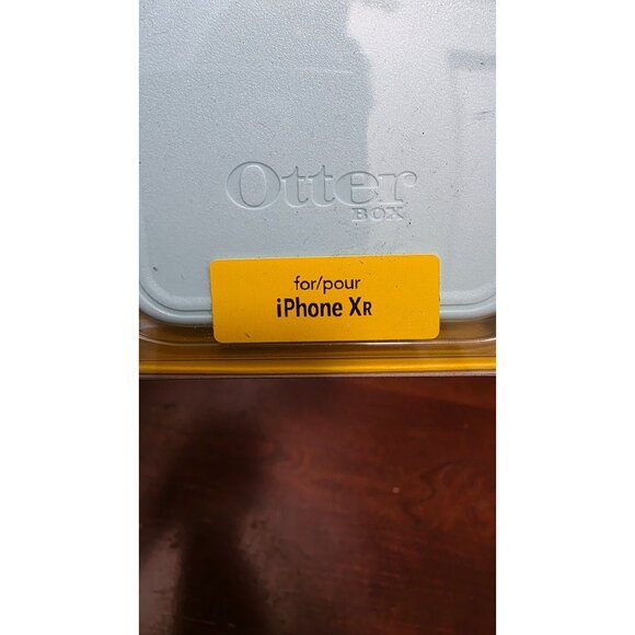 NWT OtterBox Commuter Series iPhone XR Case Light Blue Dual-Layer Drop & Dust Pr - Picture 3 of 3